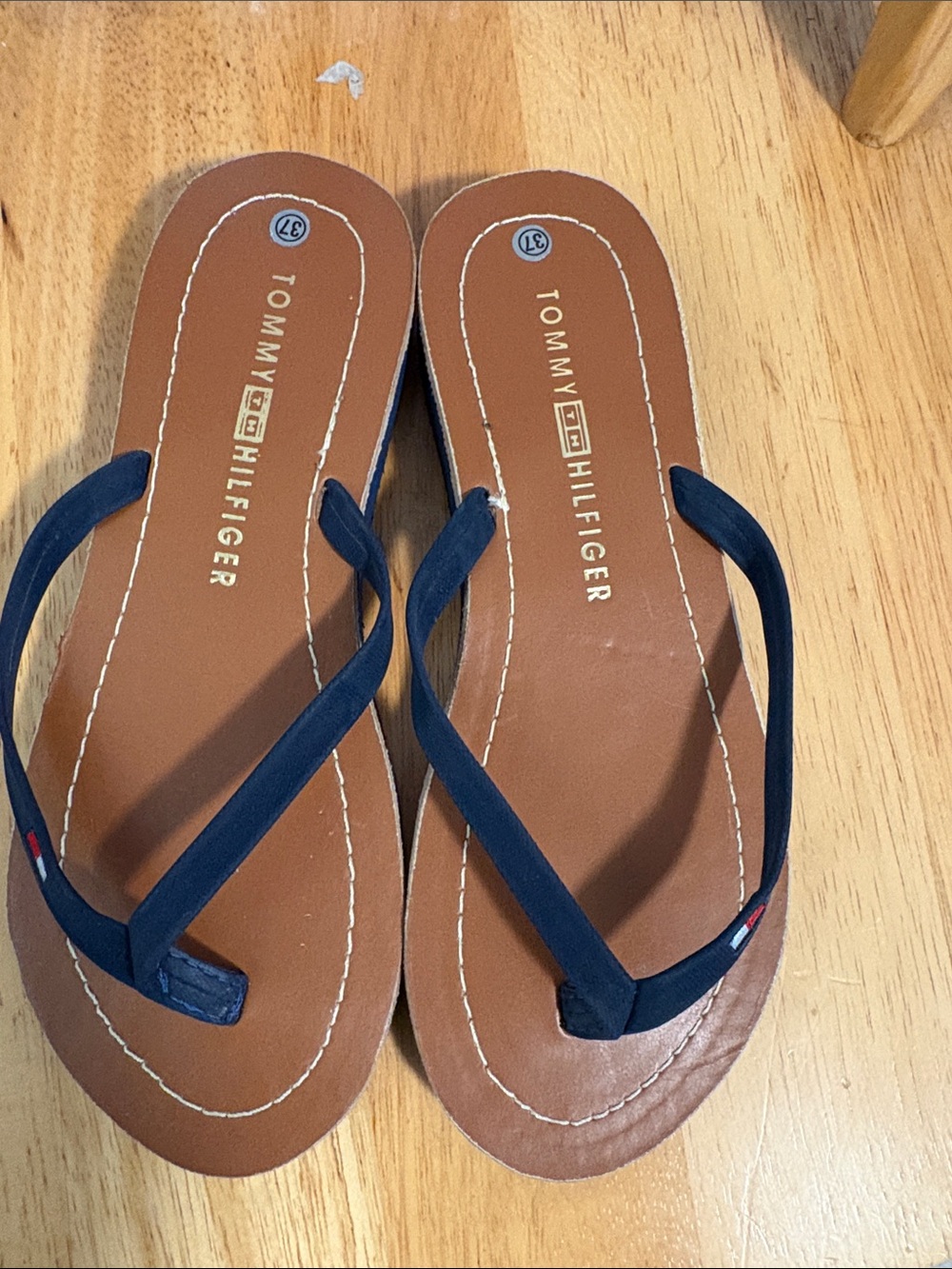 Tommy Hilfiger Brown Footbed Navy Strap Flip Flops